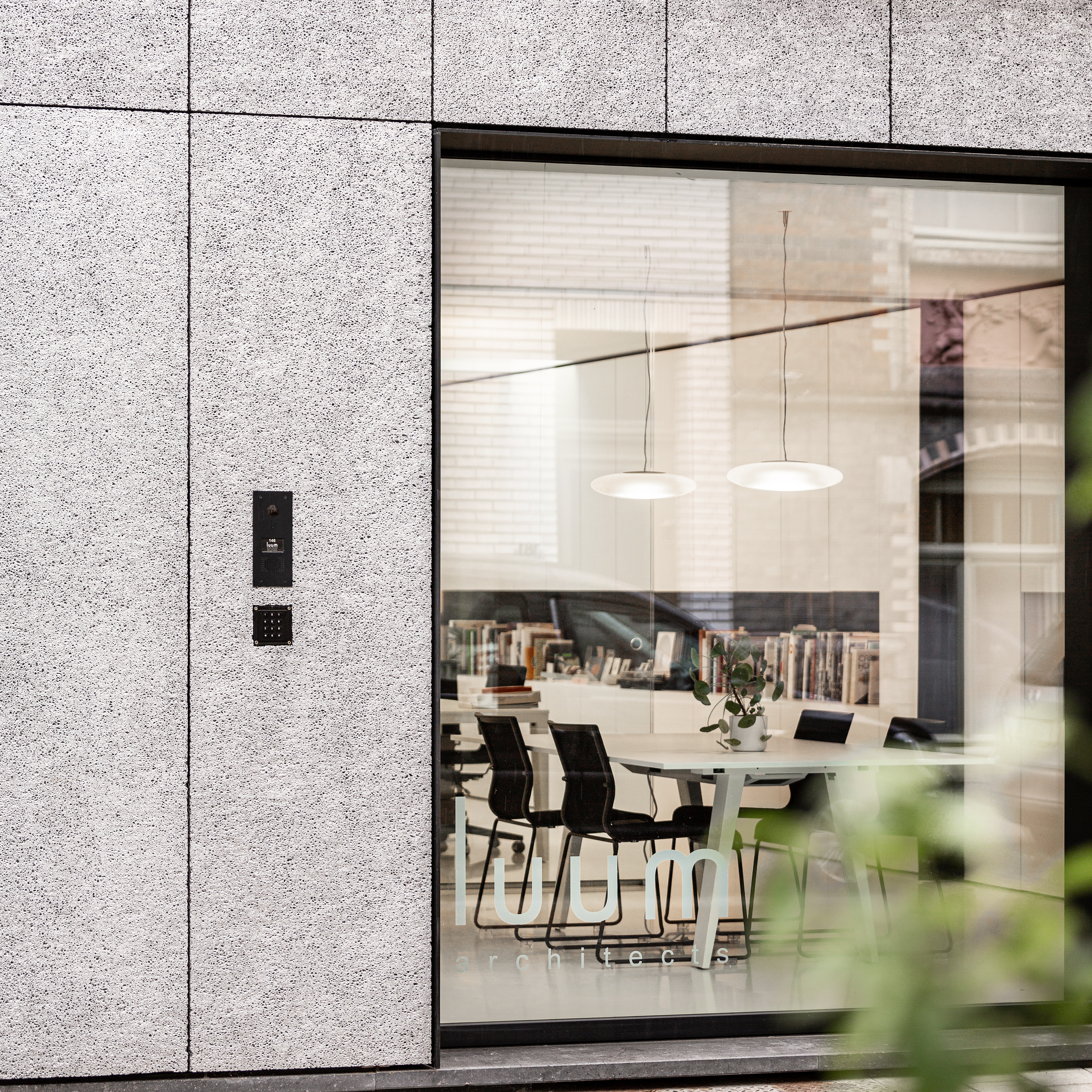 luum architects 打造未来感办公建筑丨比利时-8