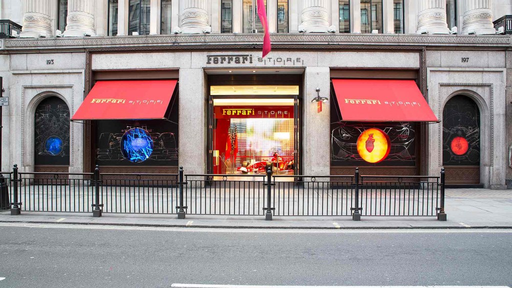 伦敦 regent 街法拉利商店橱窗设计-2