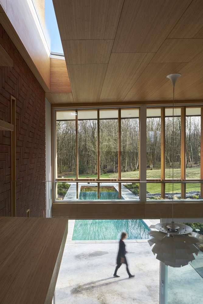 红砖绿意相映成趣,节能环保的英国乡村别墅-47