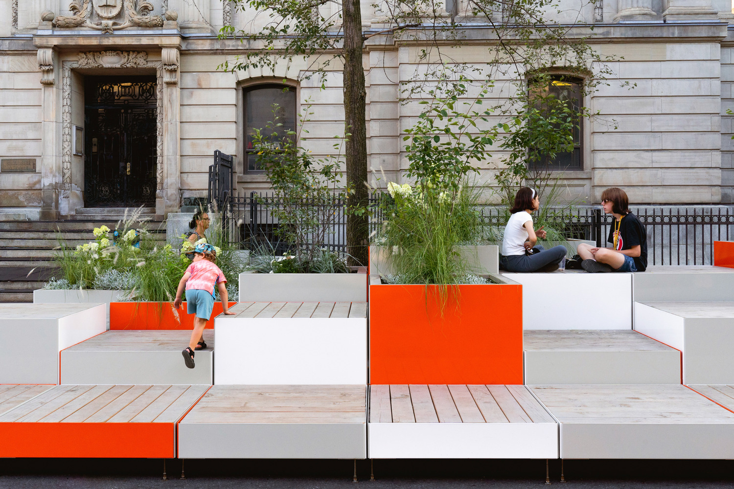 蒙特利尔 Agora Ma·imus · 绿色的像素化开放空间丨加拿大蒙特利尔-16