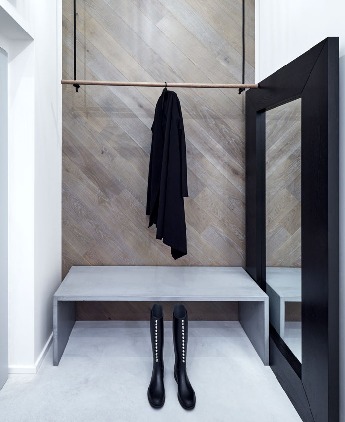 旧厂房改造的极简风格住宅公寓  Klara Valova SMLXL studio-1