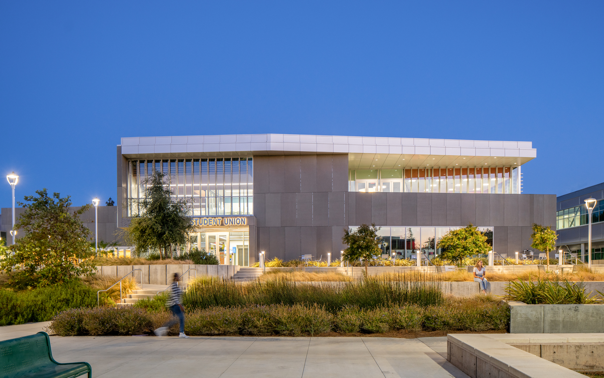 Los Medanos College Student Union & Kinesiology Complex / LPA-21