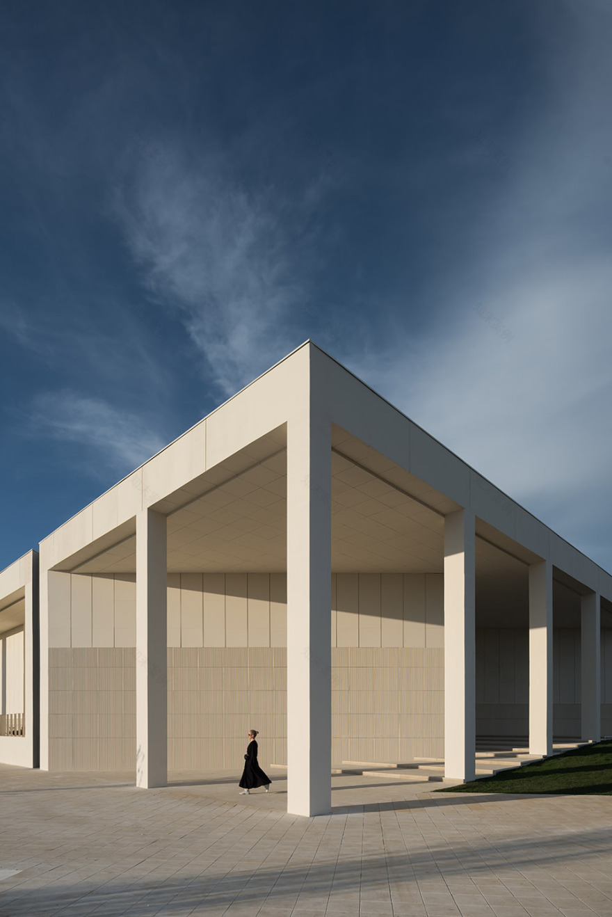 ZOYA博物馆,莫斯科 / Architectural buro A2M-83