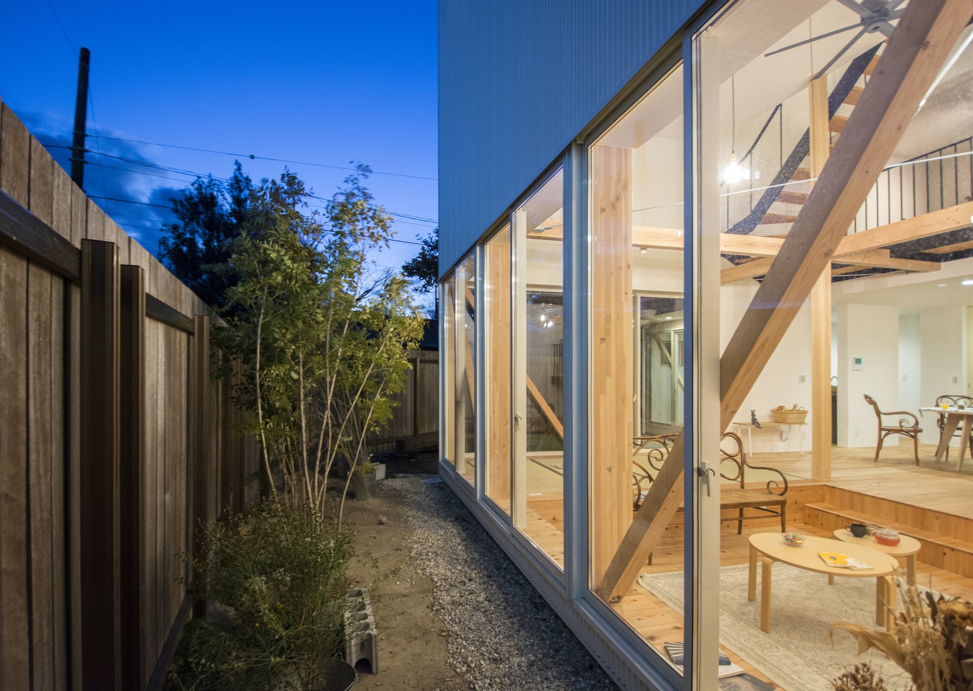 庭院环绕的房屋丨日本丨Studio Velocity-20