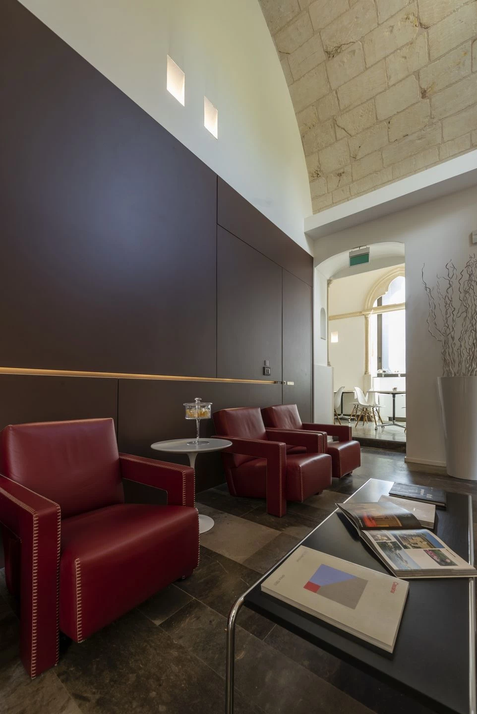 意大利修复古堡别墅,新旧对话的光影空间-34