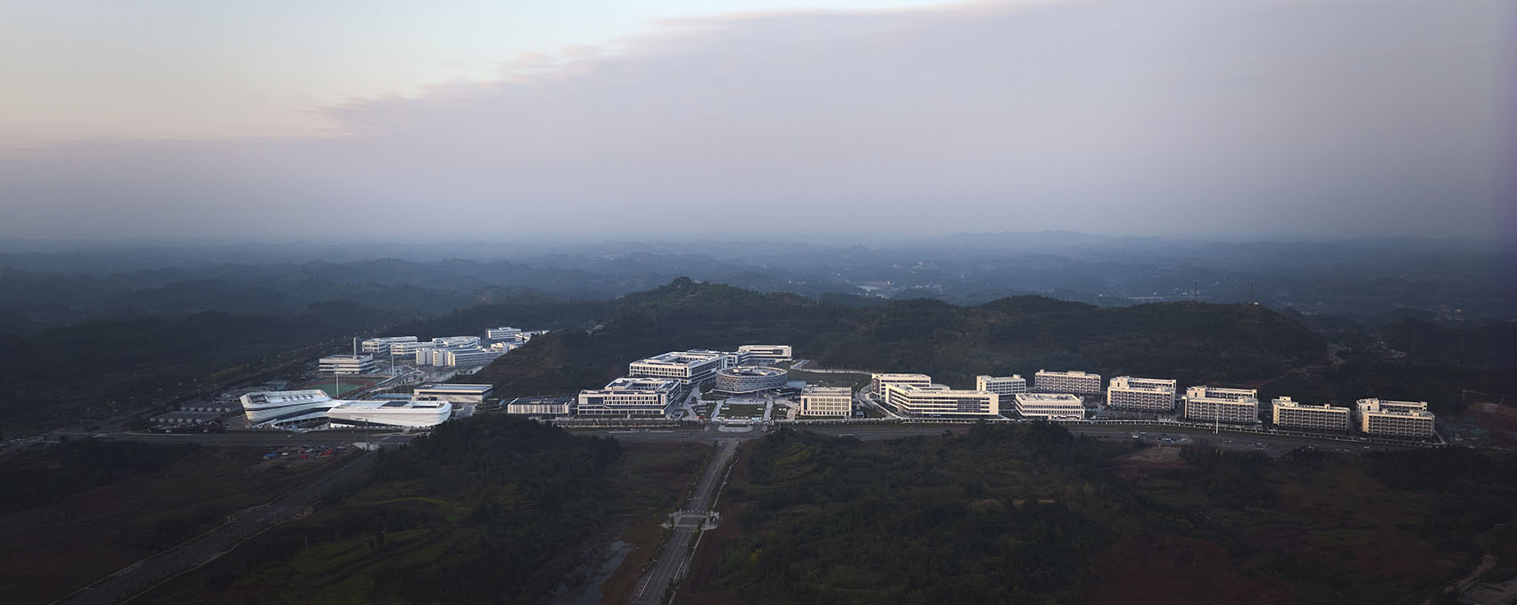 重庆电力高等专科学校潼南校区文体活动中心丨中国重庆丨天津大学设计总院·顾志宏工作室-3