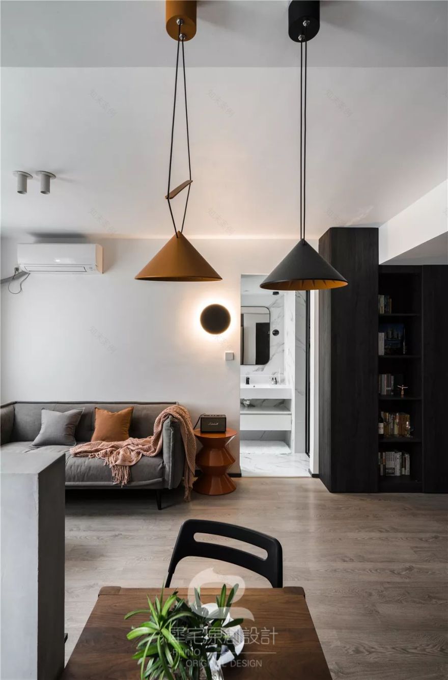 小户型改造,黑白灰遇上温柔杏粉-3