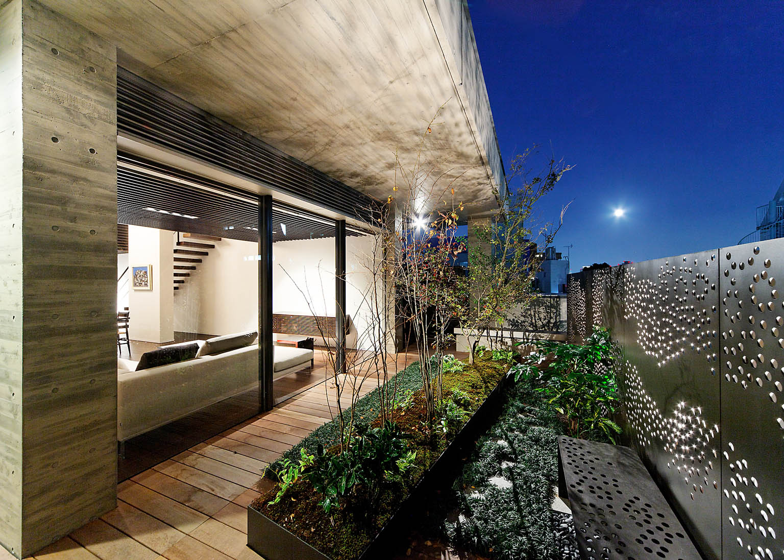 一番町弘和ビル屋上庭園丨松田平田设计-26