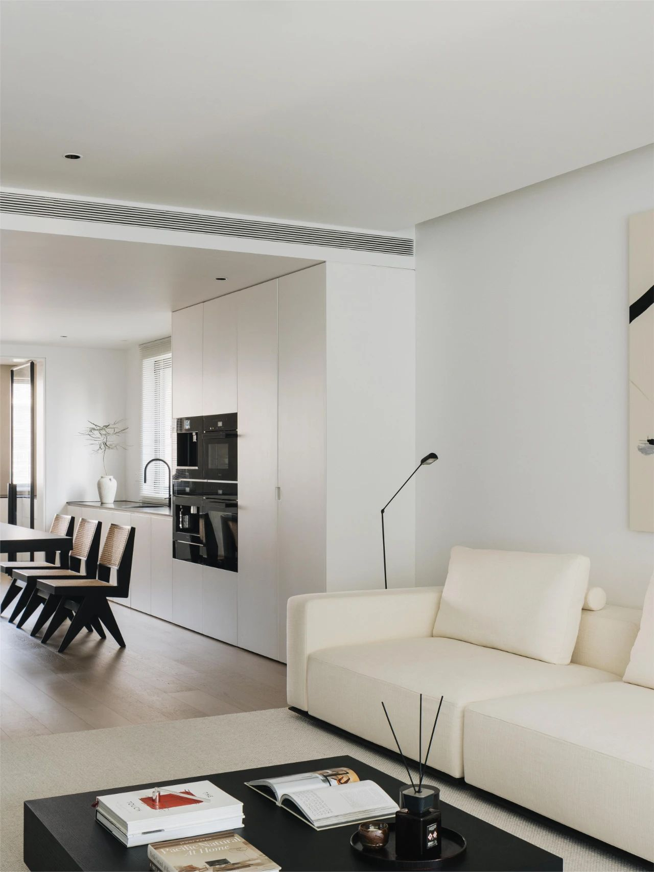 GZ 宅 黑白盒子大平层丨中国郑州丨MOOI TIMELESS 建筑室内设计事务所-3