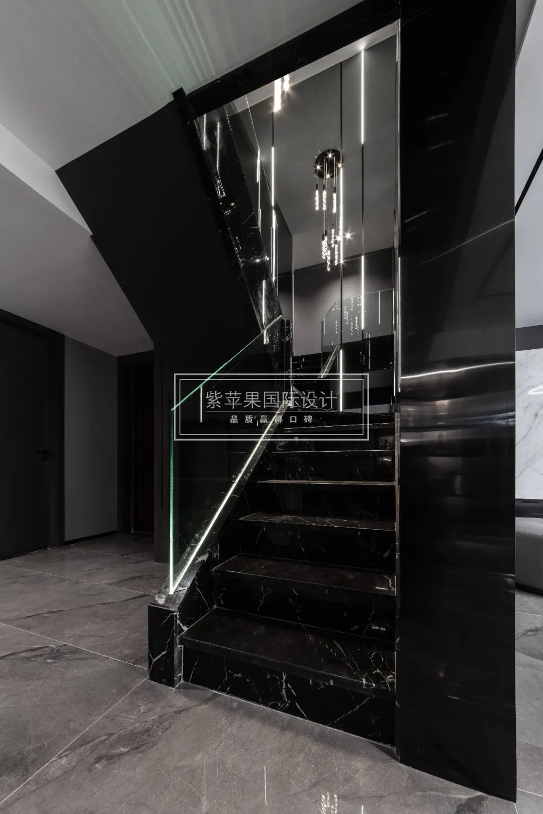 酒店式居家体验,170㎡现代风高级黑质感空间-38