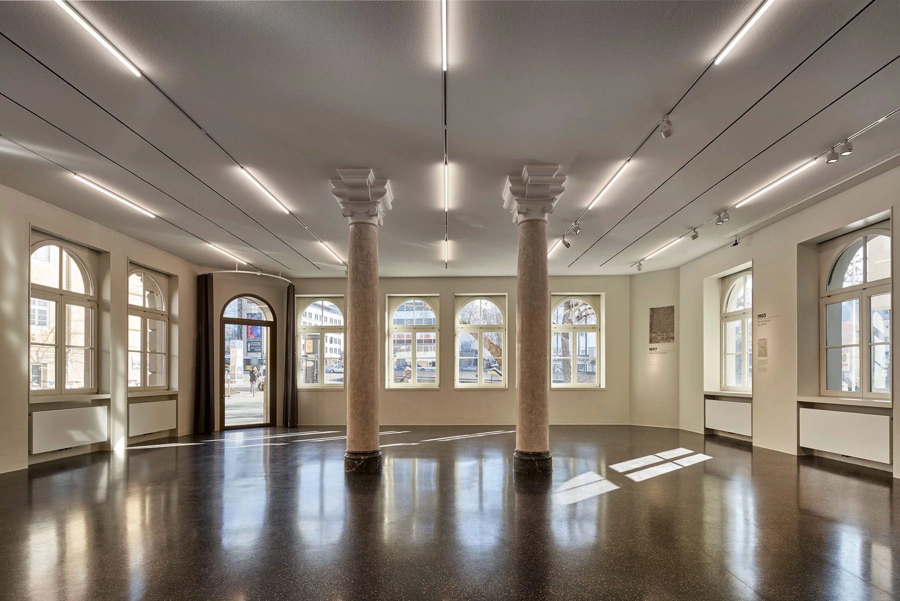 德国斯图加特“银酒店”纪念馆-12