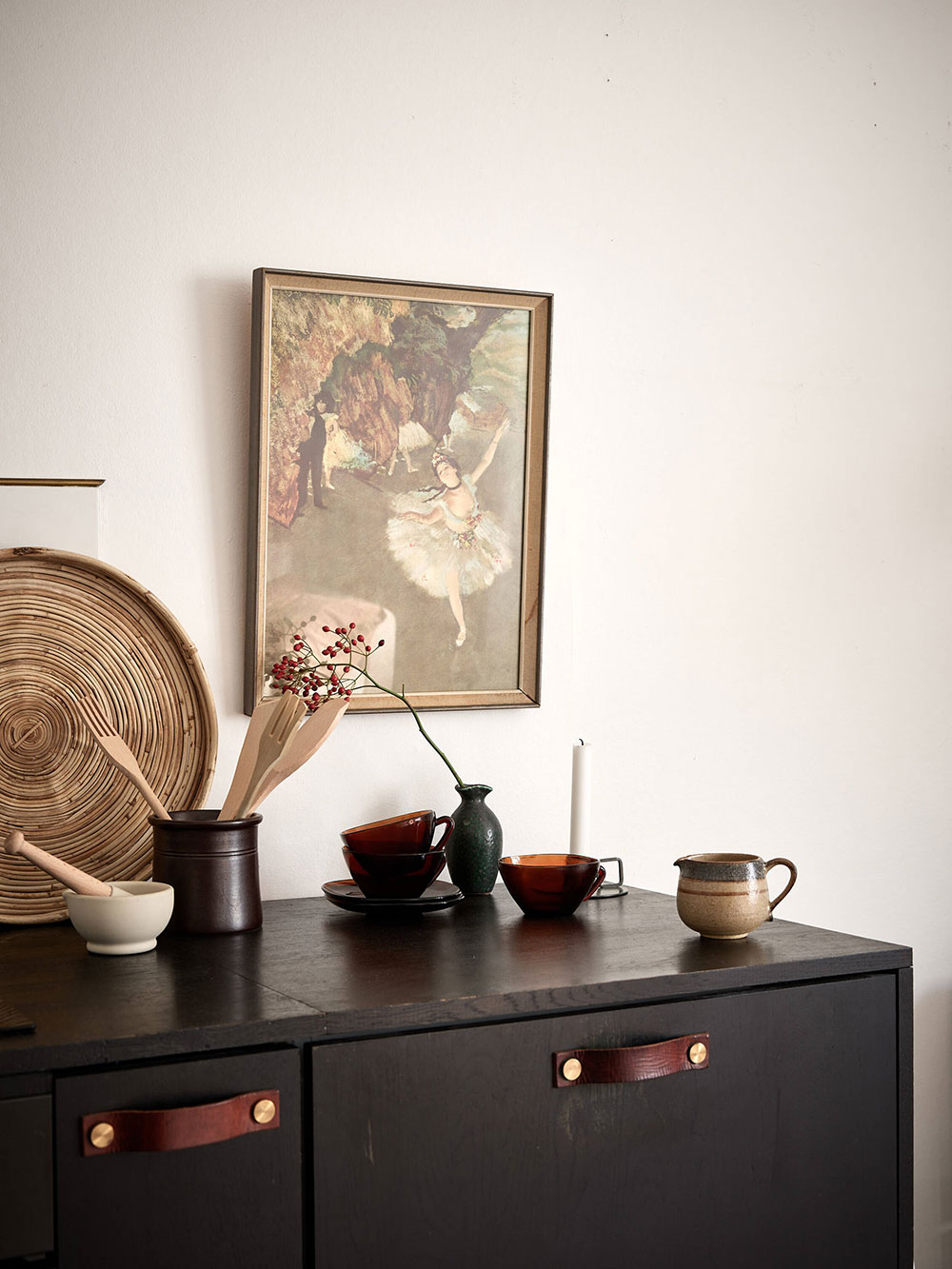 瑞典 38 平米温暖公寓,黑色与棕色调的完美融合-9