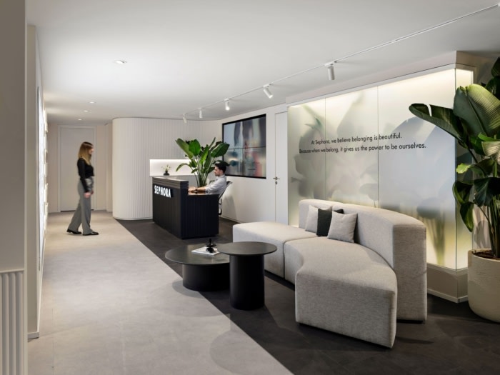 Sephora Offices - Istanbul | Office Snapshots-1