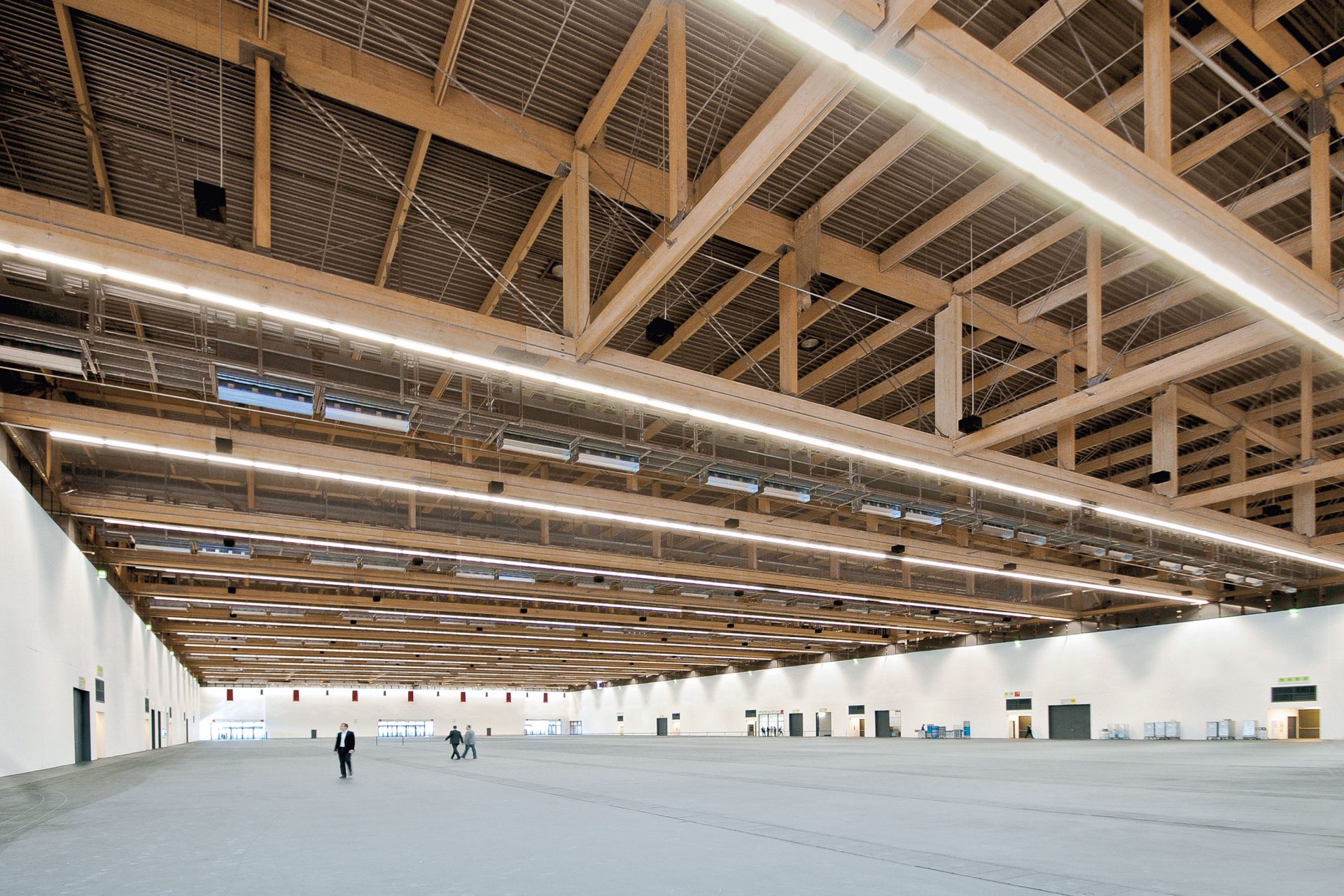 Messehalle 11 und Portalhaus FFM Messeneubauten-14