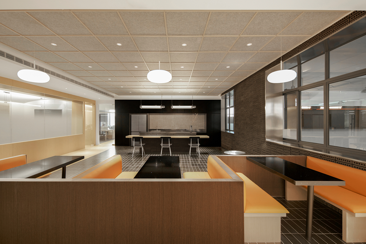 SR 总部办公室设计丨中国上海丨Pronounced Design-17