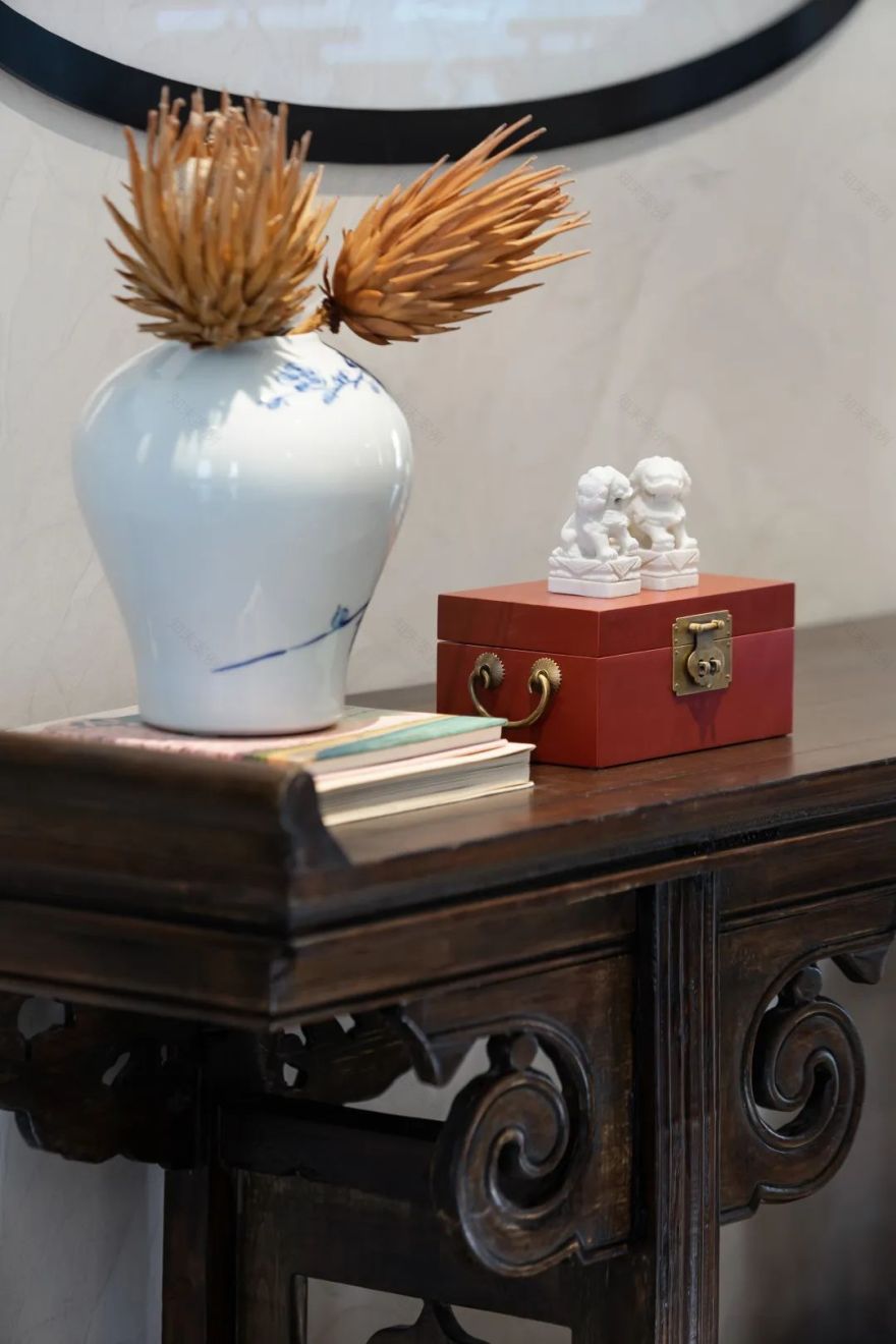 烟台万科御龙山悦莊销售中心——东西方无界的现代美学空间-76