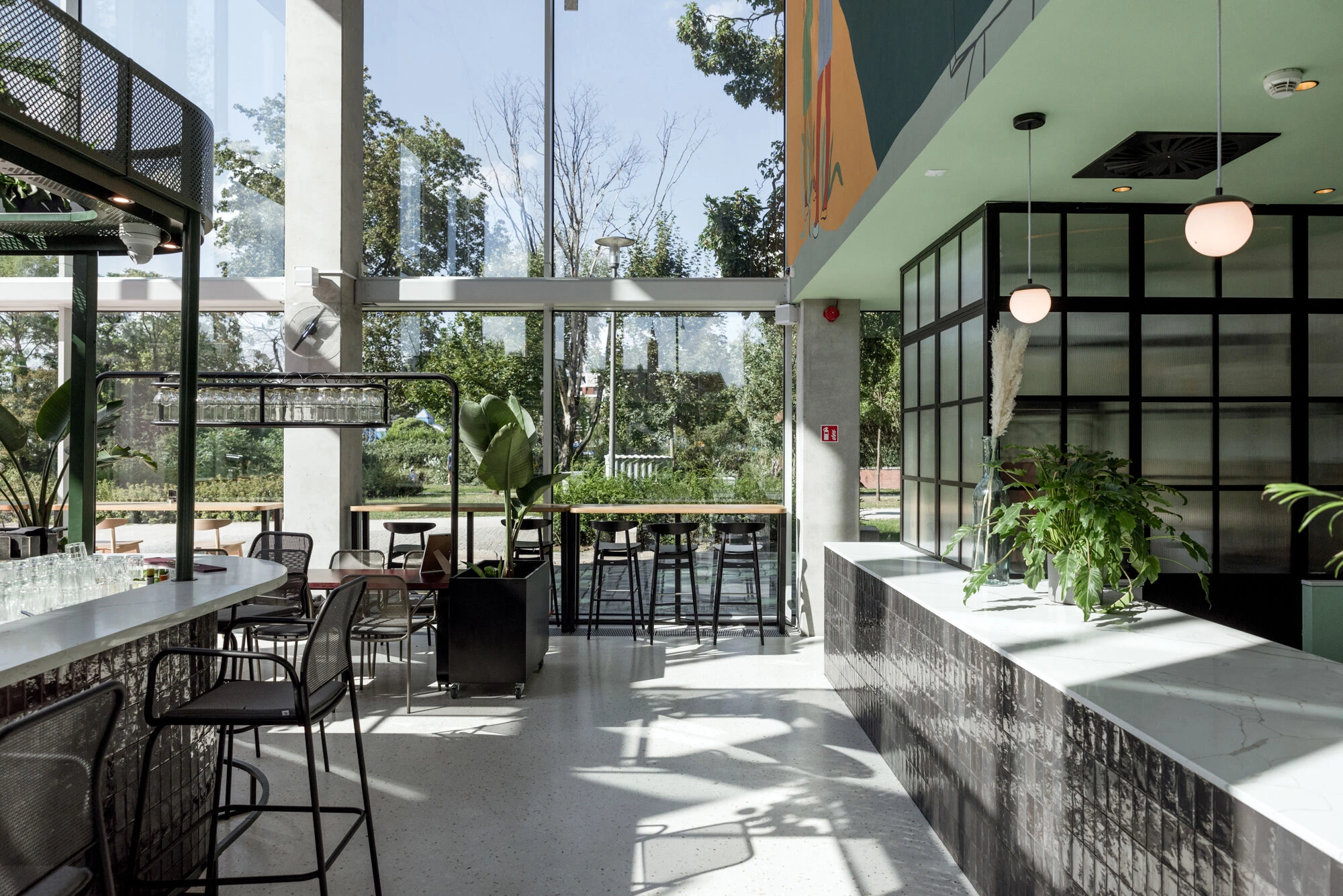 波兰 Wrocław 独特餐饮空间设计-34