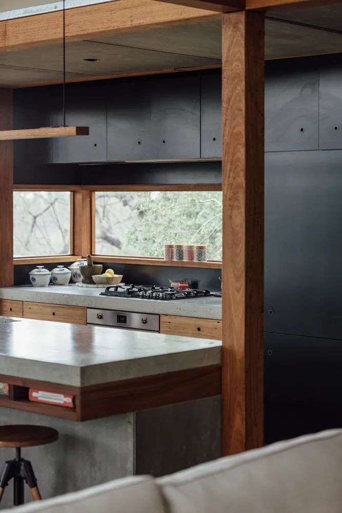 悬崖之上的宁静私宅 | 钢构住宅的可持续重生-18