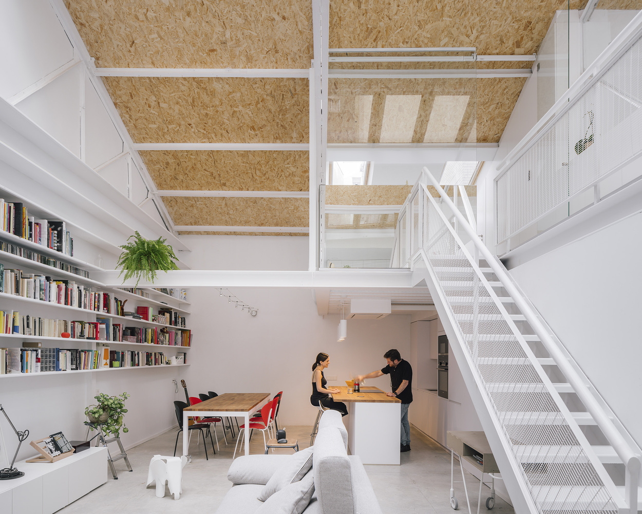 西班牙废弃仓库变身创意办公区丨RuizEsquíroz-14