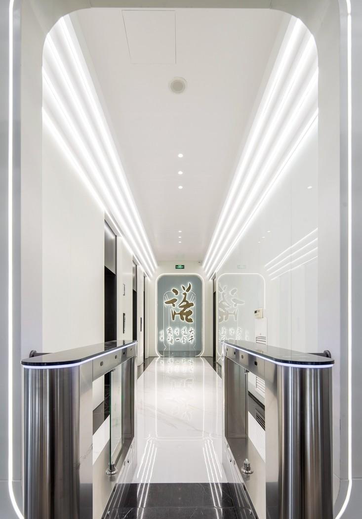 鲁诺集团总部大楼-2