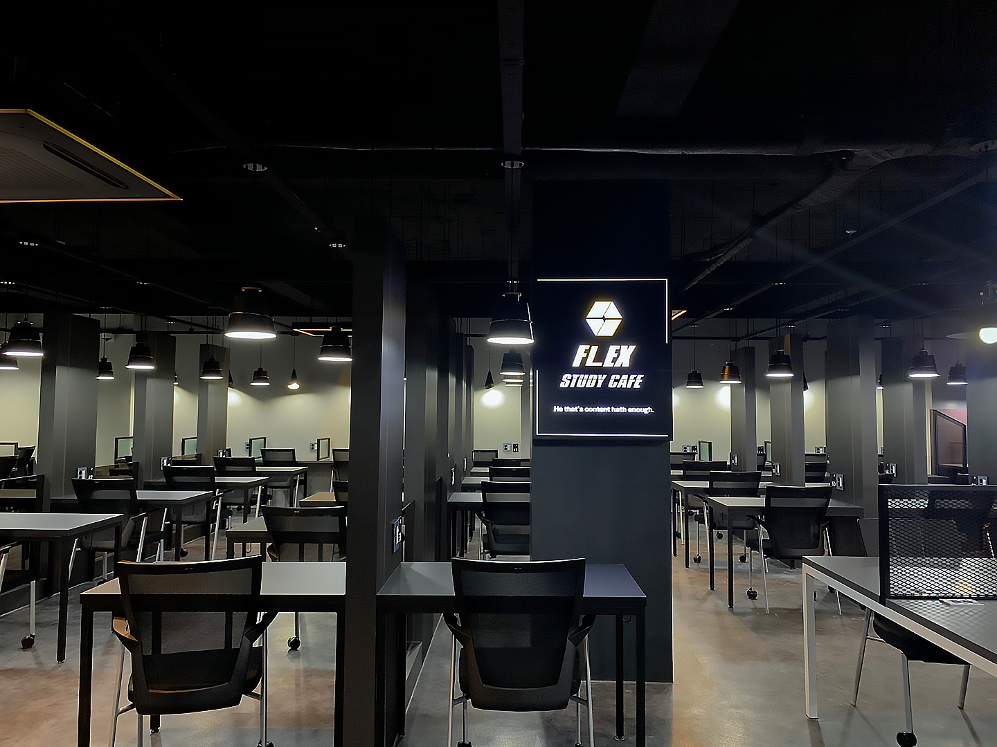 现代简约室内设计，打造舒适咖啡厅空间-6