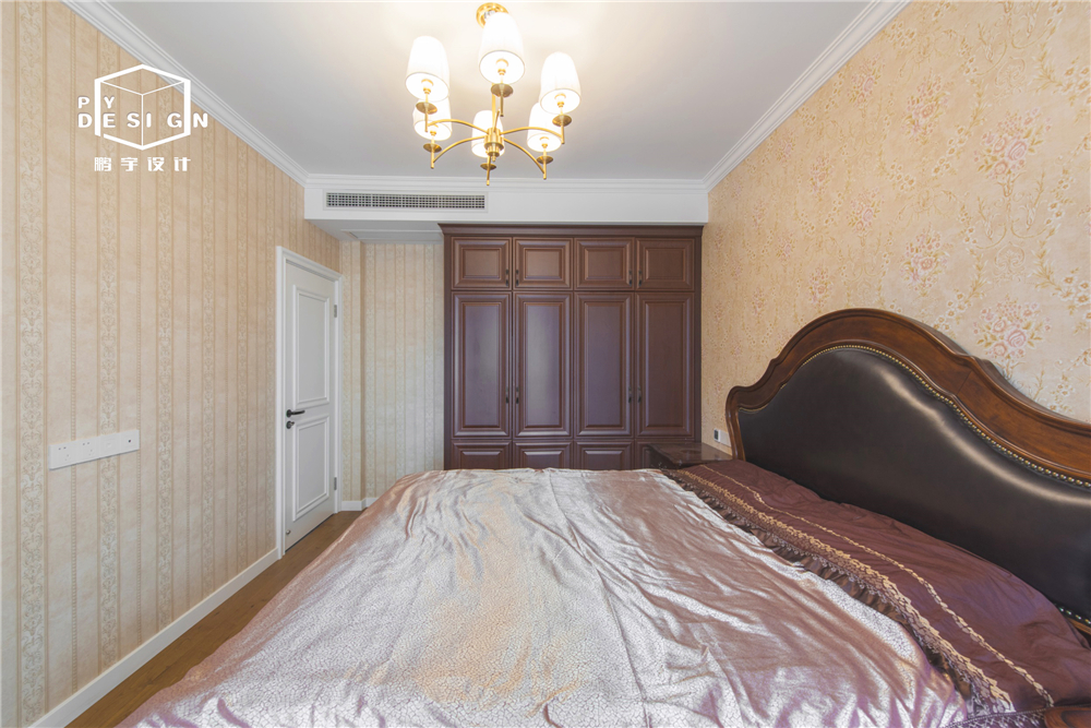 简美风 143㎡还原情深设计 | 复古与时尚的完美融合-37