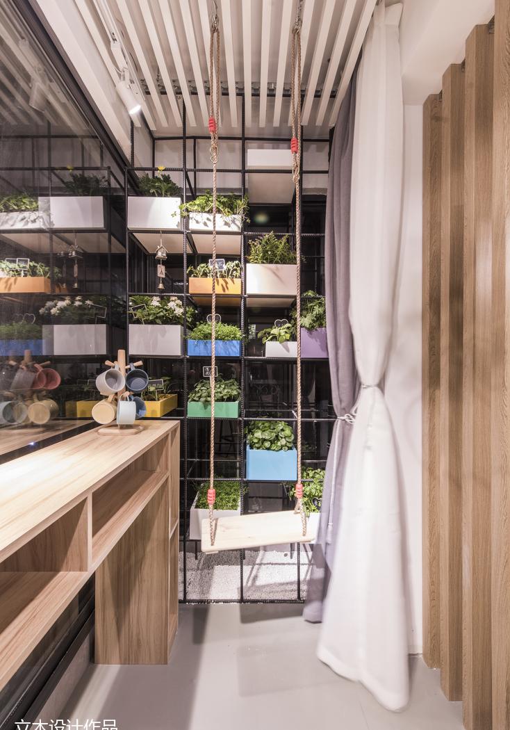 上海四胞胎的跑道之家 | 流动空间与功能性设计-78