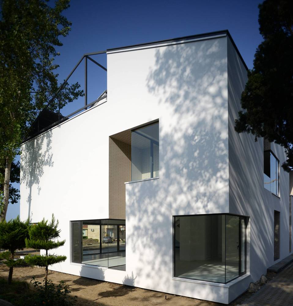 伊朗 No·12 别墅 · 创意负空间与环境的和谐共生-45