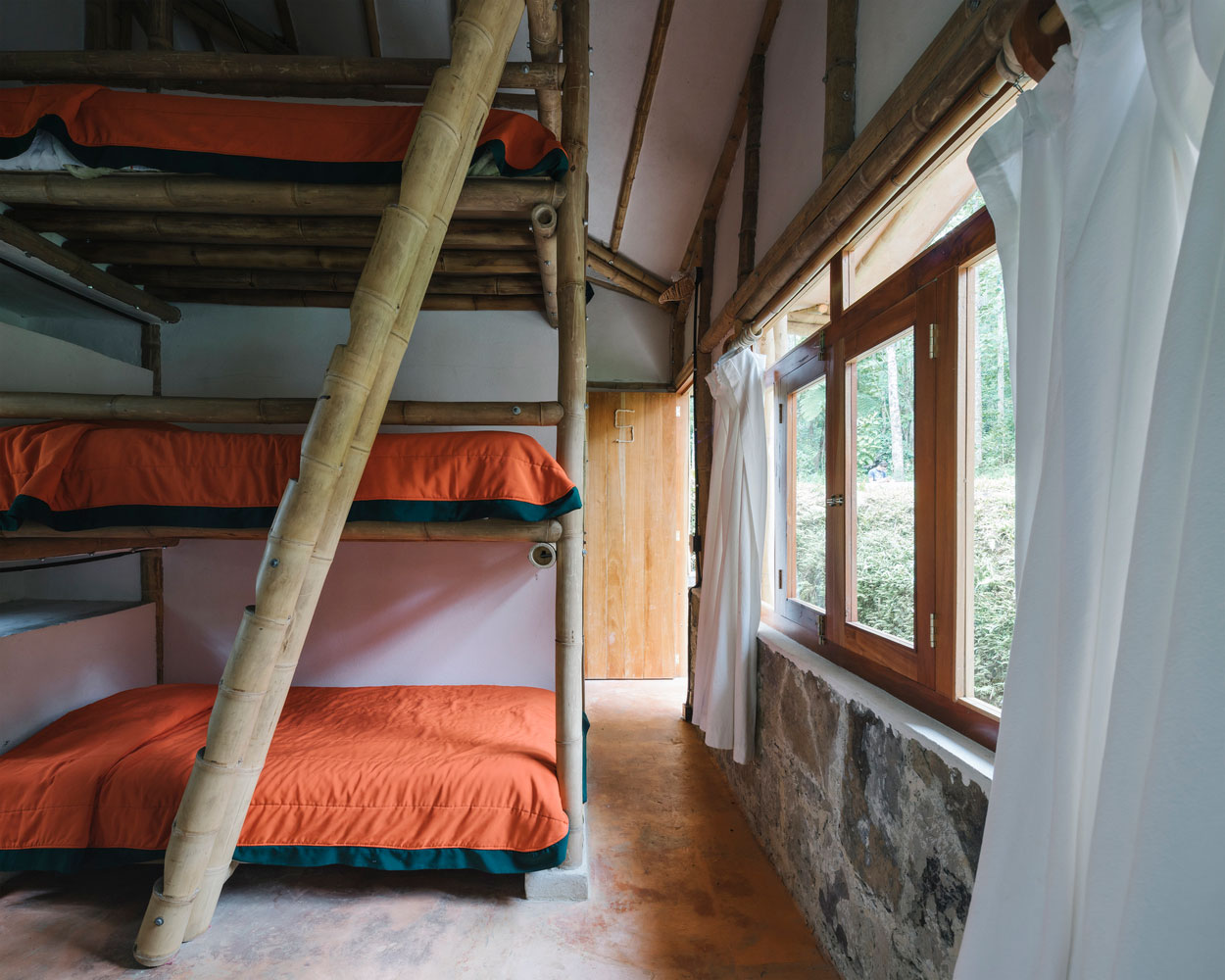 Tourist Hostel designed by Proyecto Cafeína in the Cty of Puebla in Mexico-28