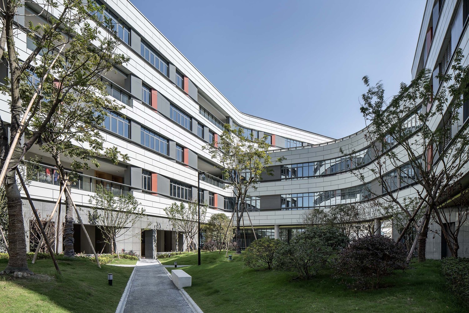 浙江大学的附属中学教育建筑 · 开放,活力,绿色-29