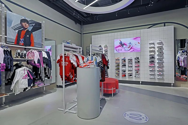 adidas 北京三里屯全球旗舰店重装丨中国北京-6