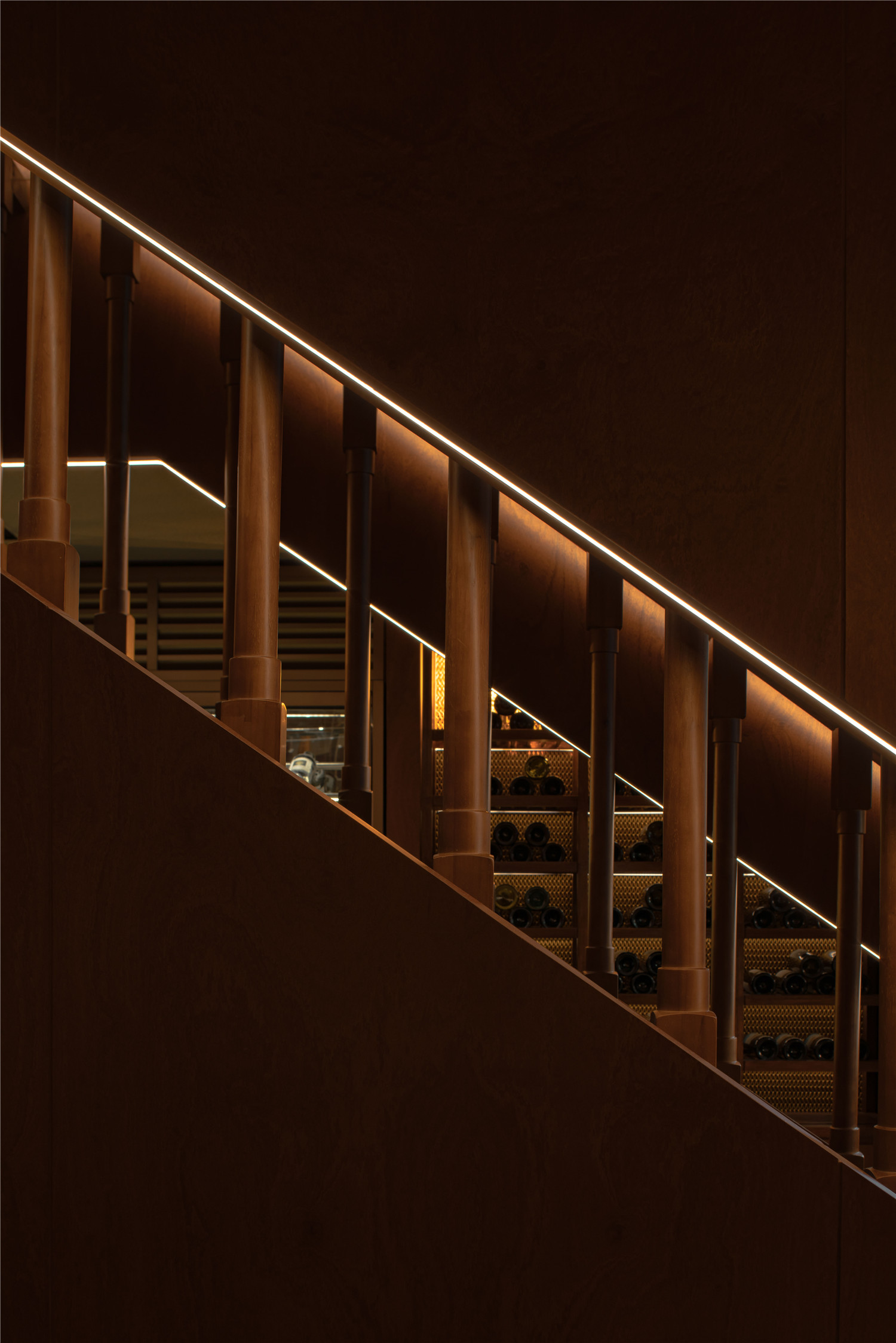 船舱里的干式熟成牛排坊 | 赵 ZHAO 空间设计解读-43