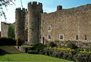 全球九大豪华城堡婚礼场地-26