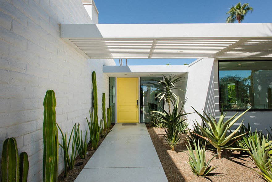 Rare Modernist Home Gets Restored and Updated-15