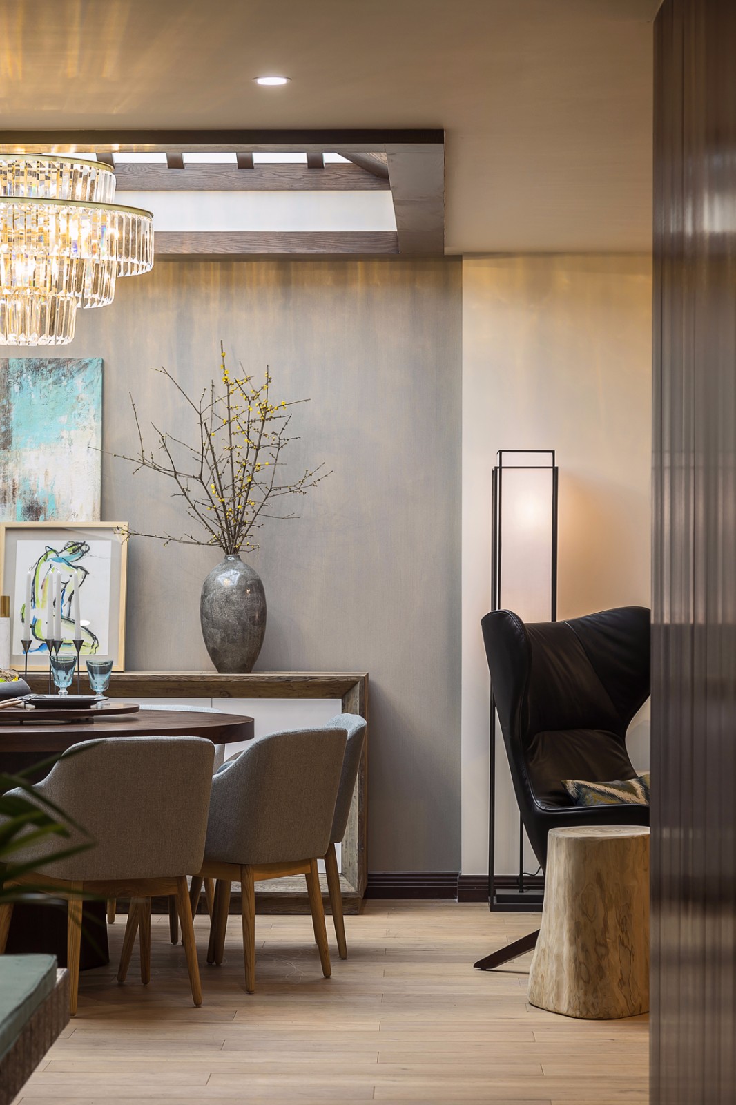 青城山下的现代简约之家-17