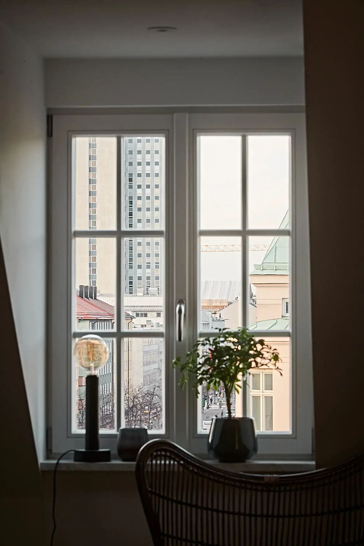 瑞典百年建筑顶层公寓的魔力夜晚-15