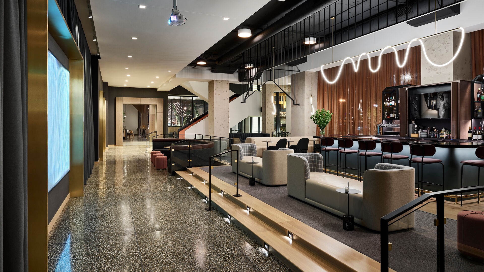 密尔沃基西部文艺复兴酒店丨美国丨Simeone Deary Design Group-8