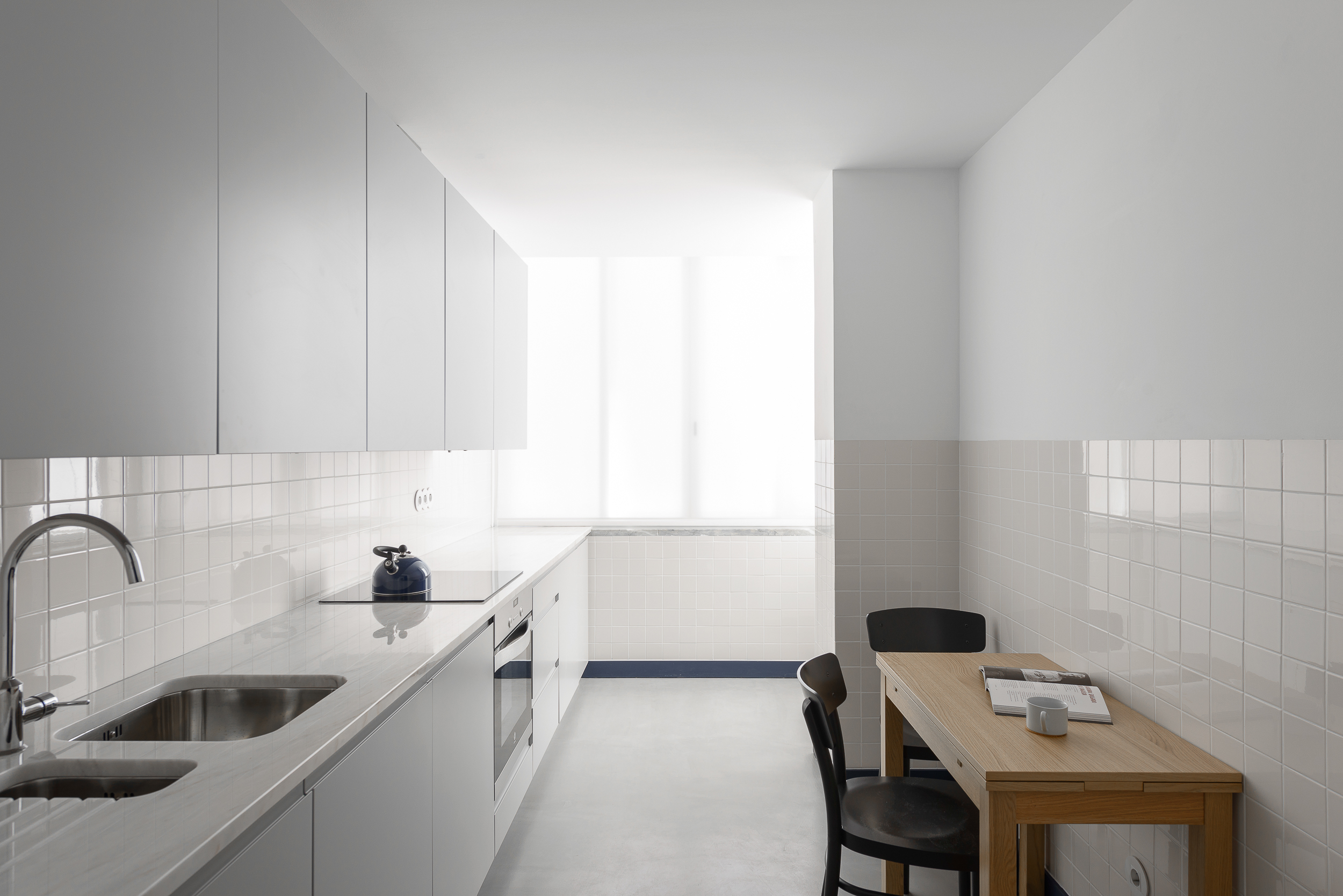 Galvao 公寓 | 核心空间重塑，色彩定义新身份-0