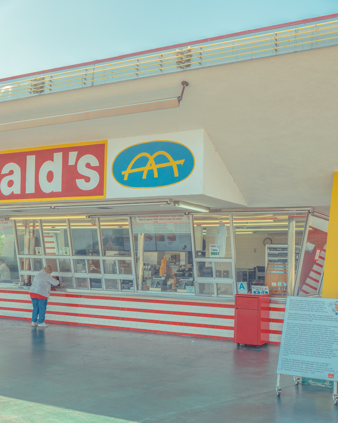 加州 Downey 古老麦当劳餐厅丨Franck Bohbot-9