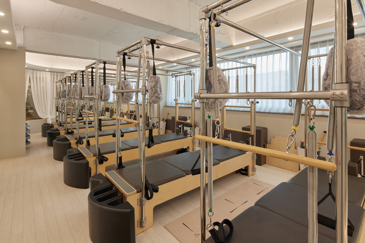 60 平高级氛围的瑜伽&普拉提空间设计-12