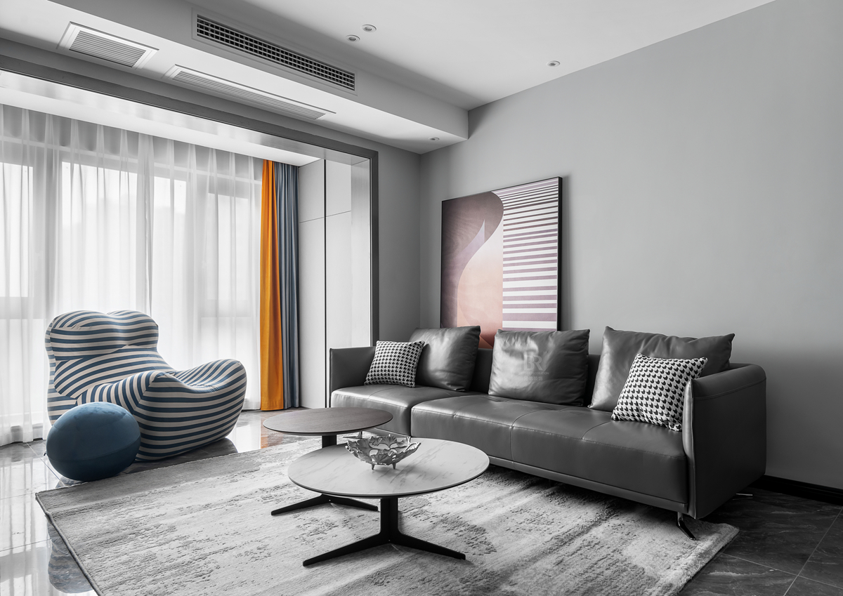 融汇温泉城童话里现代黑白灰风格小户型设计丨兄弟装饰(兄弟装饰水母家精致整装)-8