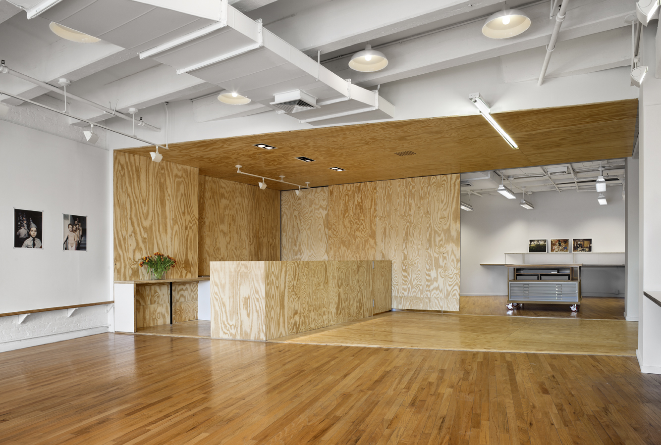 摄影工作室 | 空的艺术木箱与光影的互动-7