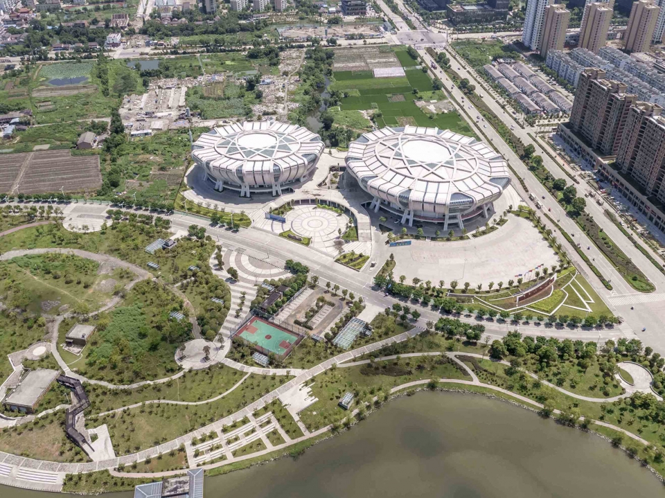 苍南体育中心 | 型钢桁架结构与曲线美学的完美结合-23