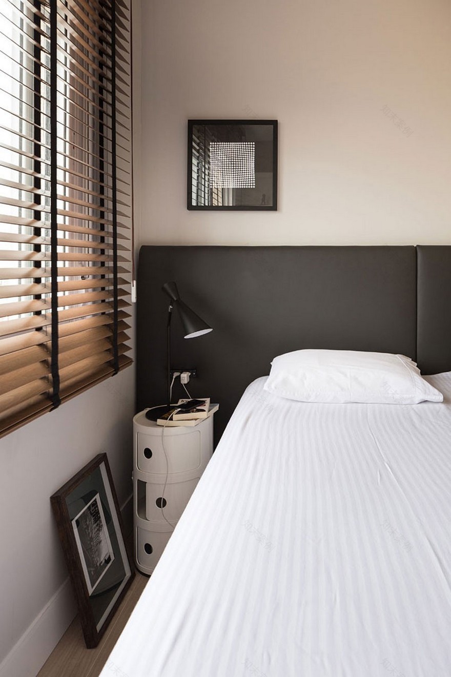 Practical and Elegant Apartment with Multifunctional Living-34