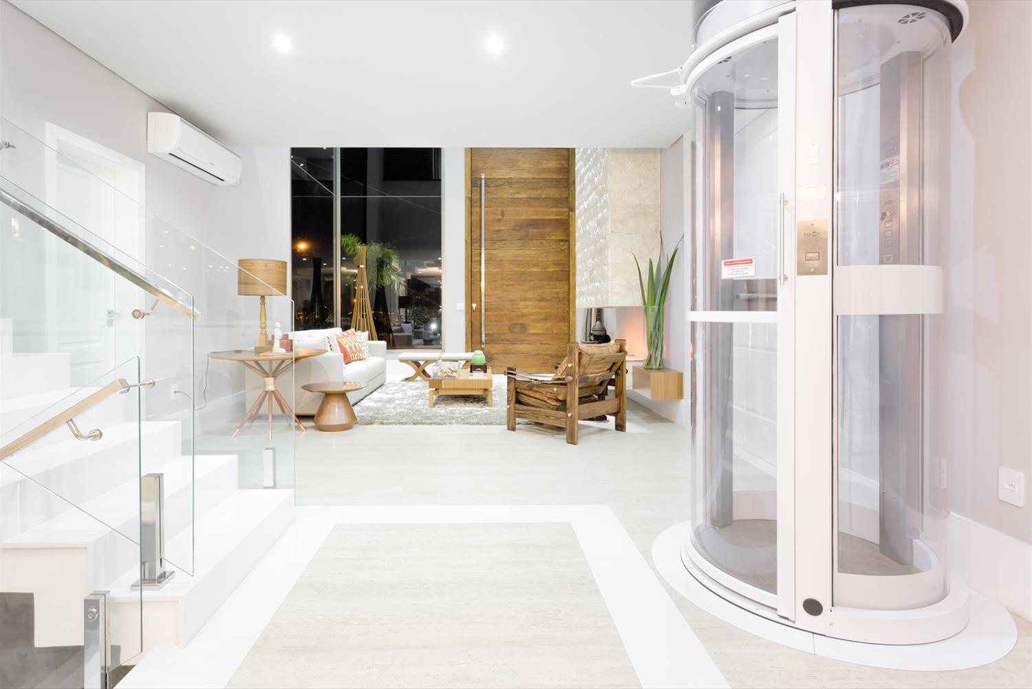 巴西 Mogi das Cruzes 现代住宅 | 木质与玻璃的完美融合-6