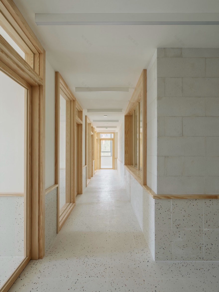 松莫伊克斯教育中心丨西班牙丨GRAS Reynés Arquitectos-38