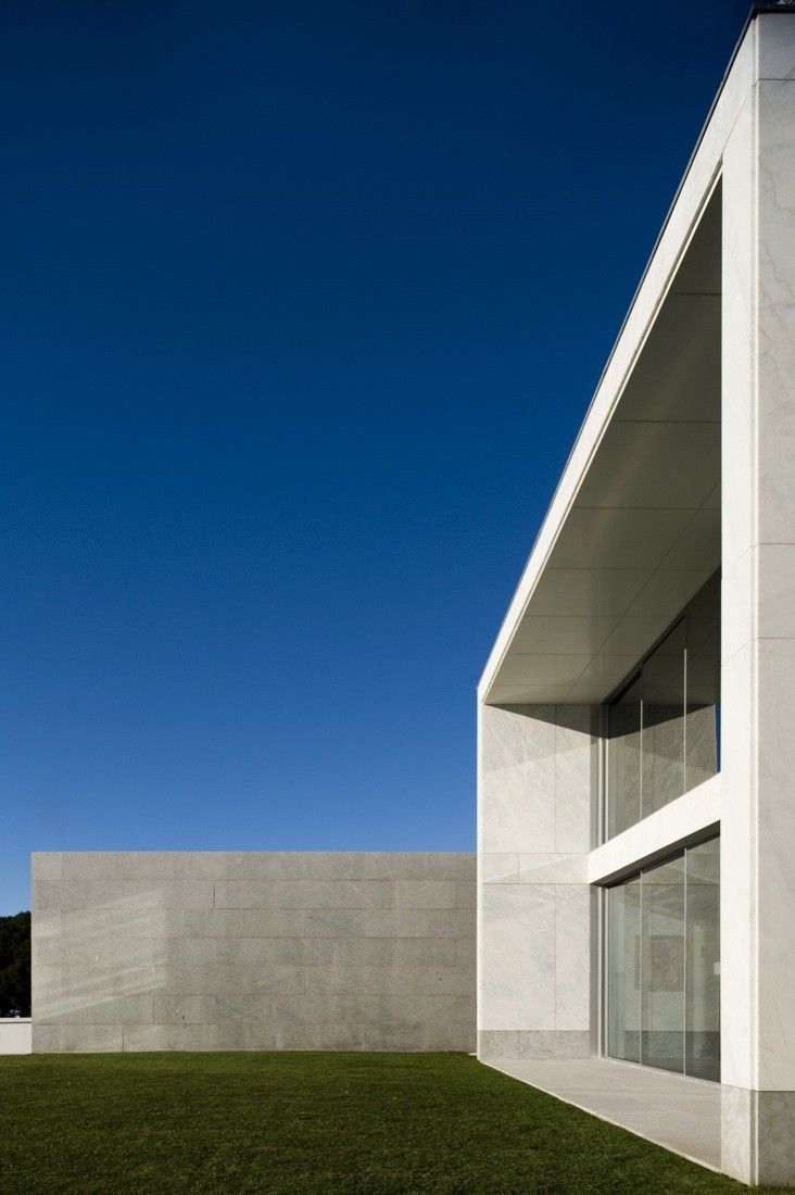 葡萄牙海边别墅设计，自然与优雅的融合-5