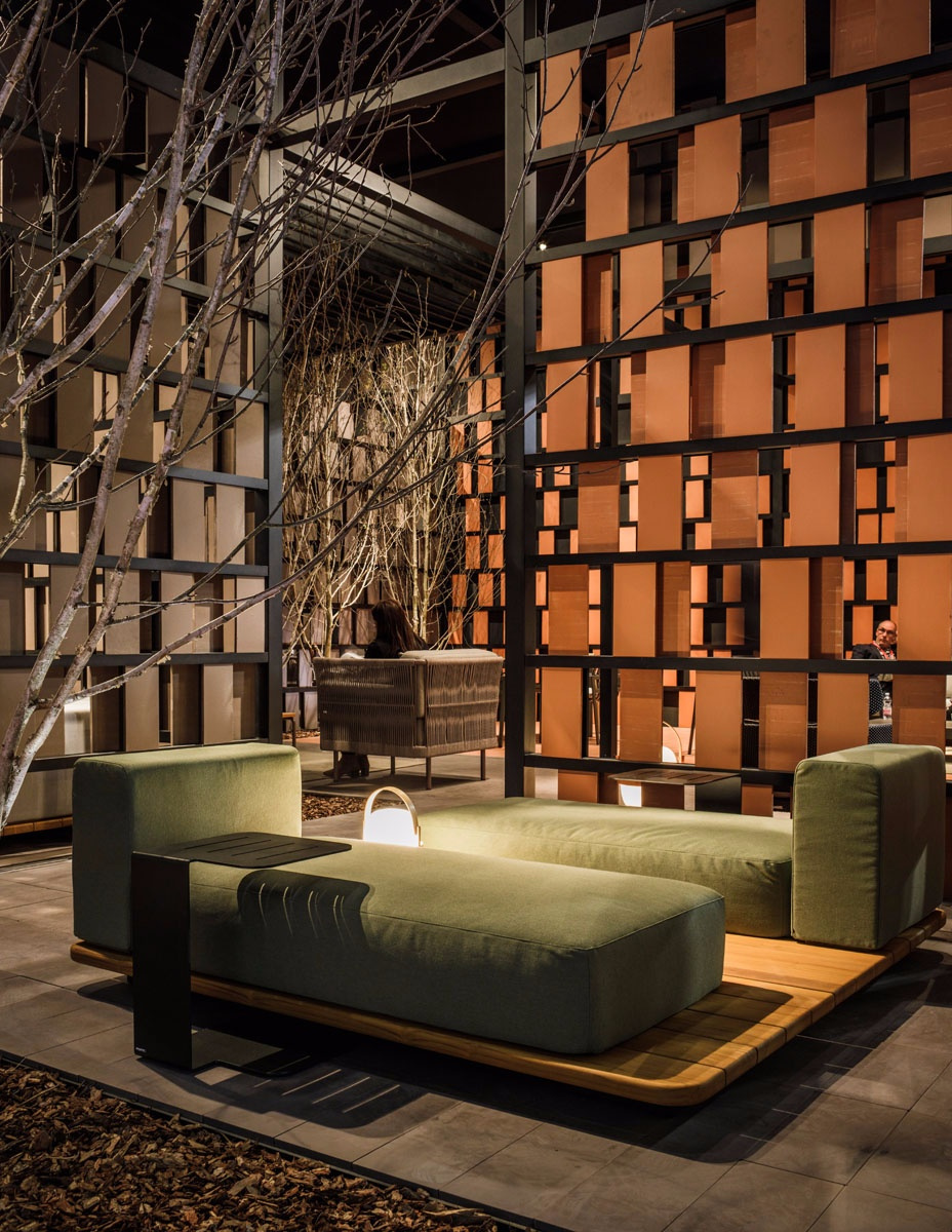 04 07  POINT [2017米兰展]-30