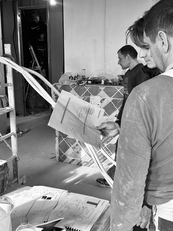 最先进二重奏（注：SOTA常见为State-of-the-Art的缩写，意为最先进的、顶尖的 ） 丨乌克兰利沃夫-47