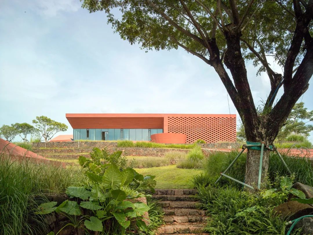 海南生态智慧新城数字市政厅 | 红土、梯田与可持续设计的融合-35